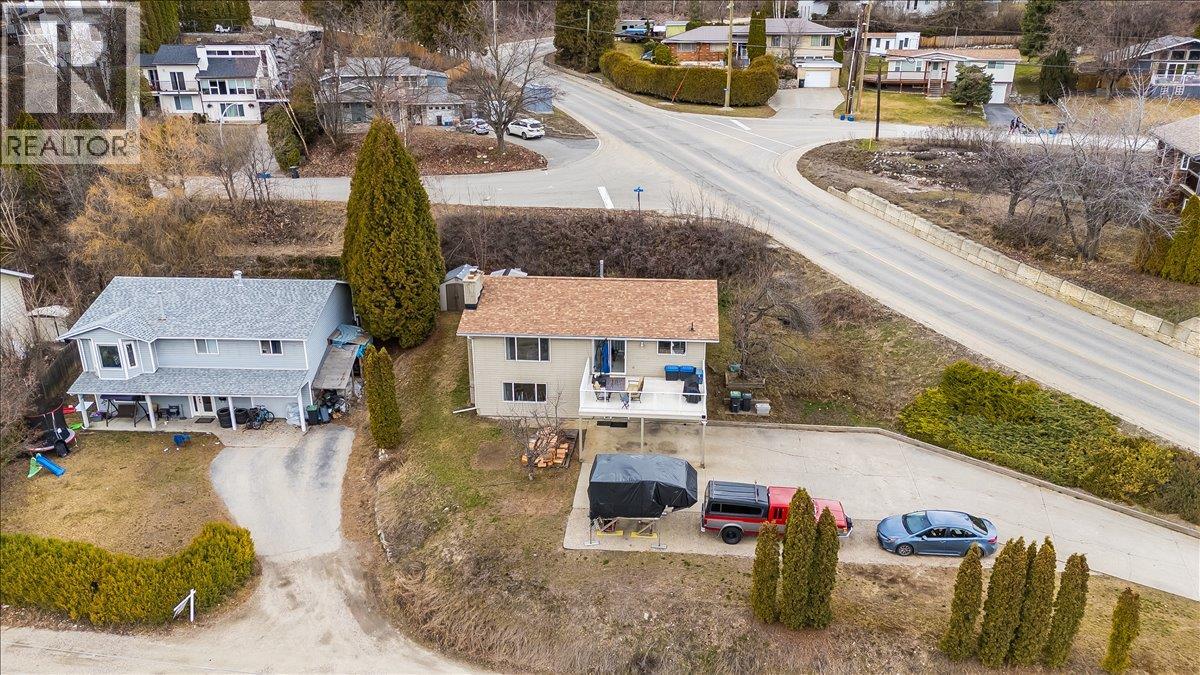 3701 9th Avenue, Castlegar, British Columbia  V1N 3T3 - Photo 60 - 10398210