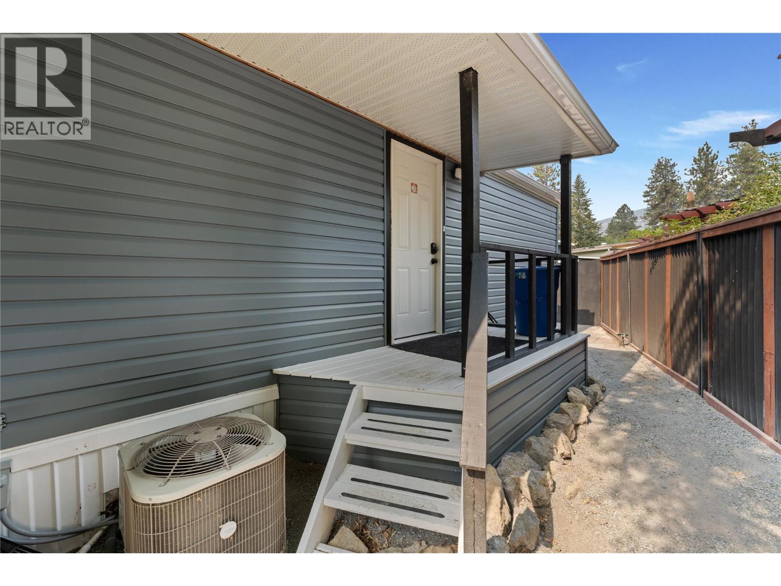 1999 97 Highway S Unit# 85, West Kelowna, British Columbia  V1Z 1B2 - Photo 42 - 10397747