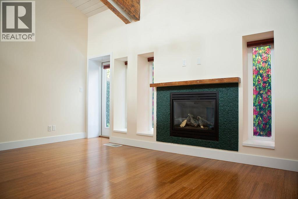 702 Fourth Street Unit# 4, Nelson, British Columbia  V1L 2S8 - Photo 11 - 10398296