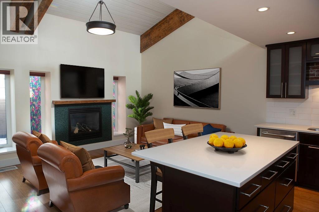 702 Fourth Street Unit# 4, Nelson, British Columbia  V1L 2S8 - Photo 4 - 10398296