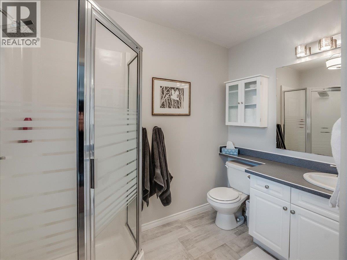 416 Beasley  W Crescent, Nelson, British Columbia  V1L 5Y4 - Photo 12 - 10398184