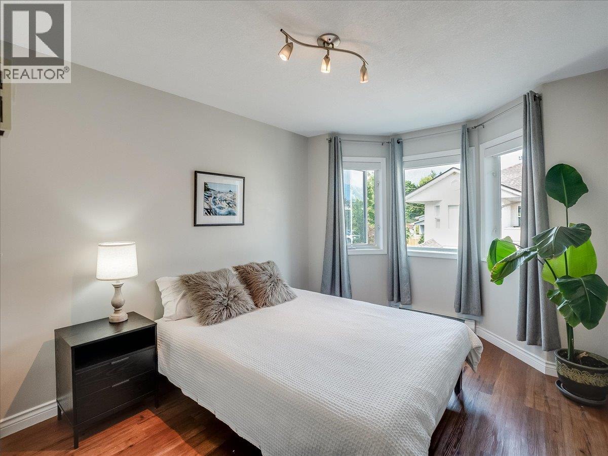 416 Beasley  W Crescent, Nelson, British Columbia  V1L 5Y4 - Photo 9 - 10398184
