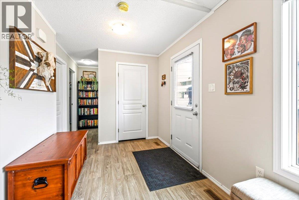 60 Cokato Road Unit# C10, Fernie, British Columbia  V0B 1M4 - Photo 2 - 10398010