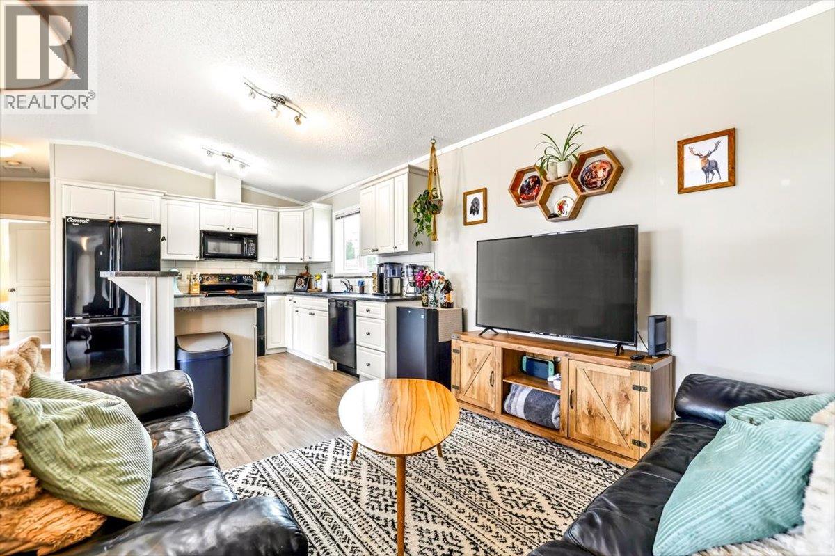 60 Cokato Road Unit# C10, Fernie, British Columbia  V0B 1M4 - Photo 4 - 10398010