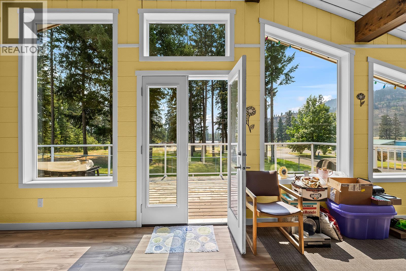 5090 Mackinnon Road, Peachland, British Columbia  V0H 1X0 - Photo 31 - 10396742