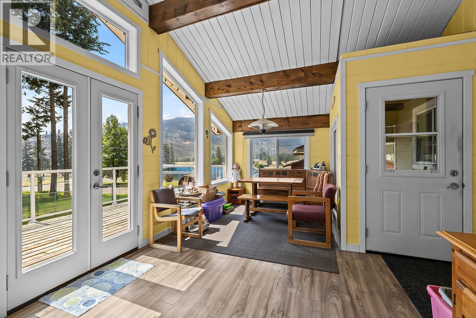 5090 Mackinnon Road, Peachland, British Columbia  V0H 1X0 - Photo 32 - 10396742