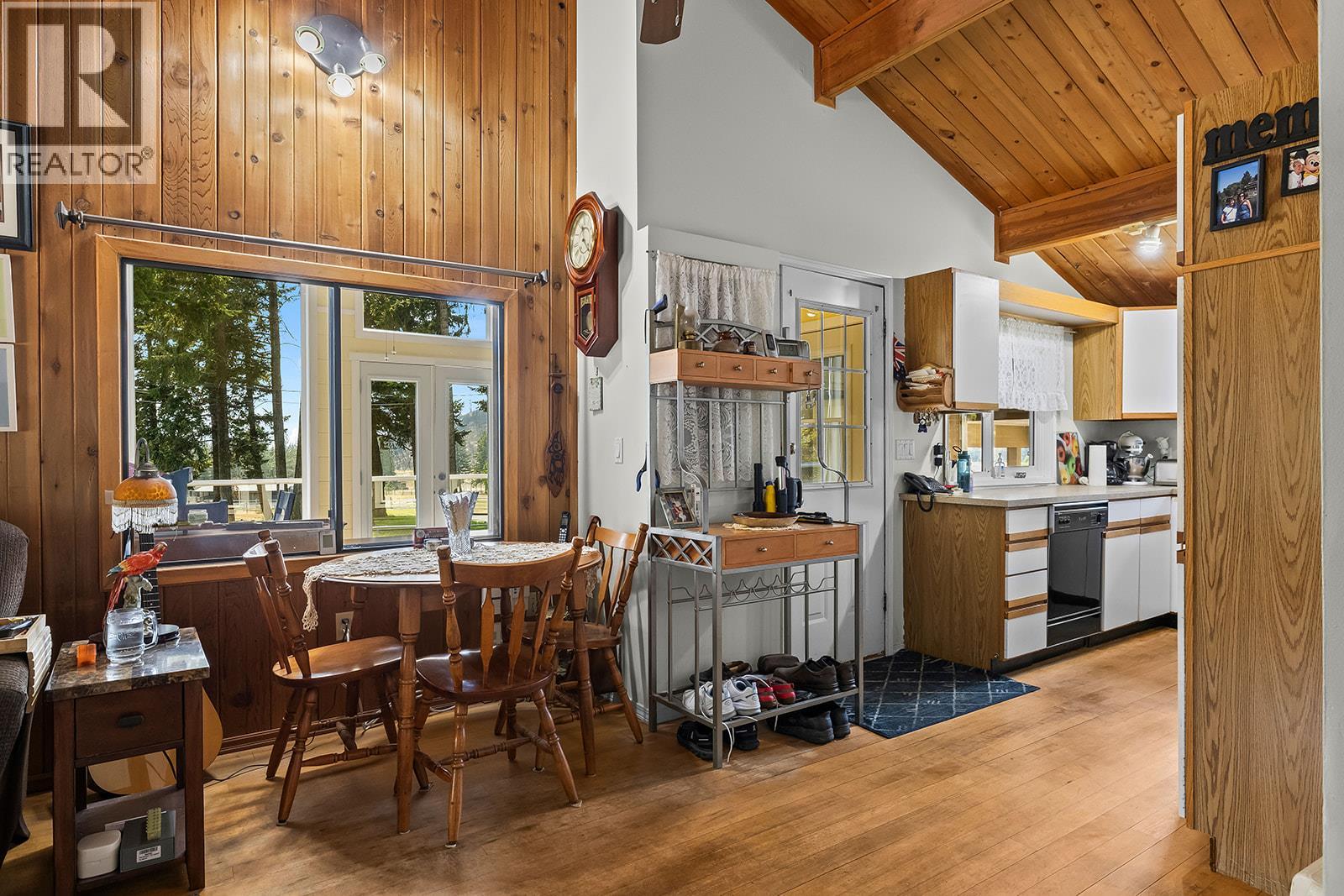 5090 Mackinnon Road, Peachland, British Columbia  V0H 1X0 - Photo 41 - 10396742