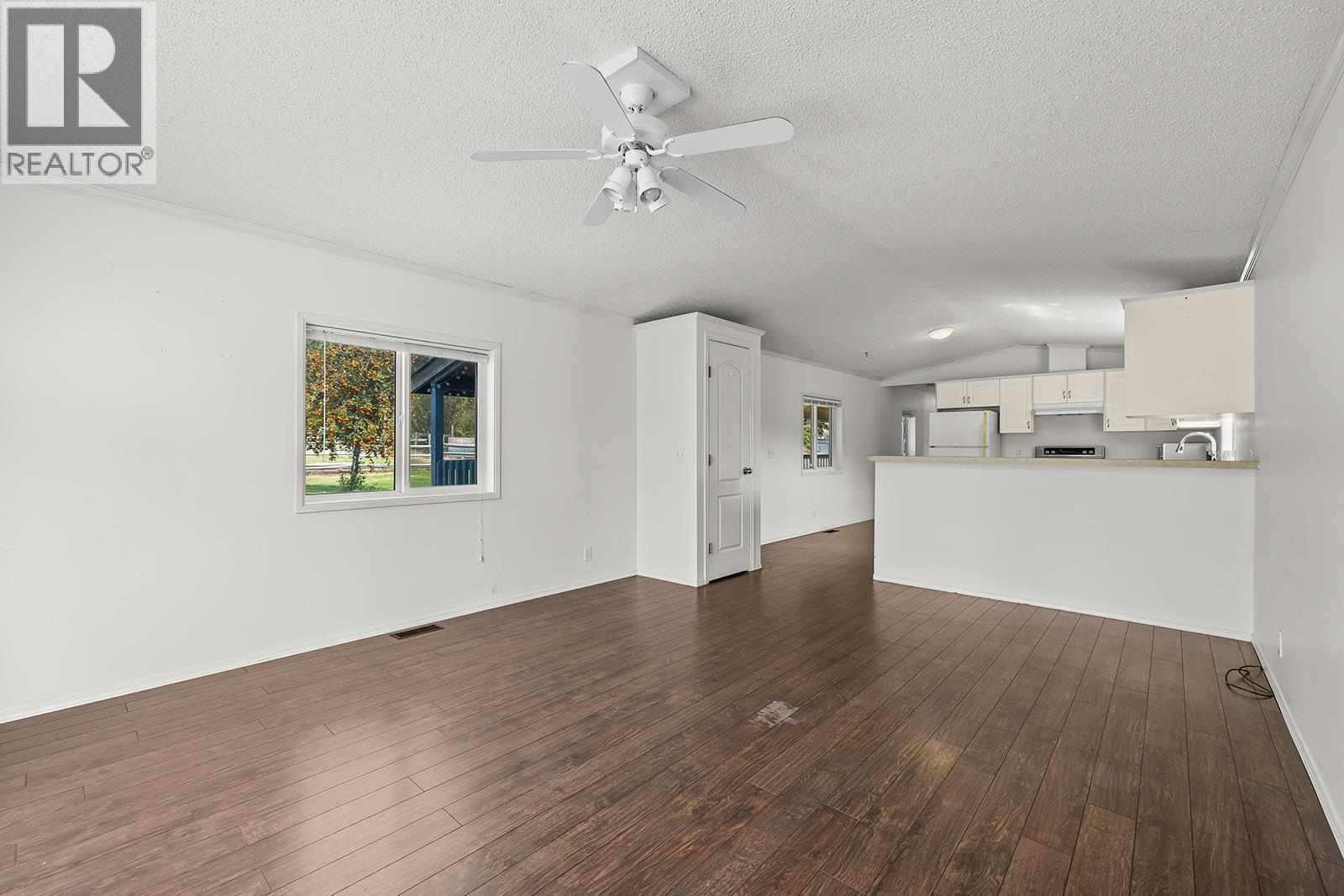 5090 Mackinnon Road, Peachland, British Columbia  V0H 1X0 - Photo 55 - 10396742