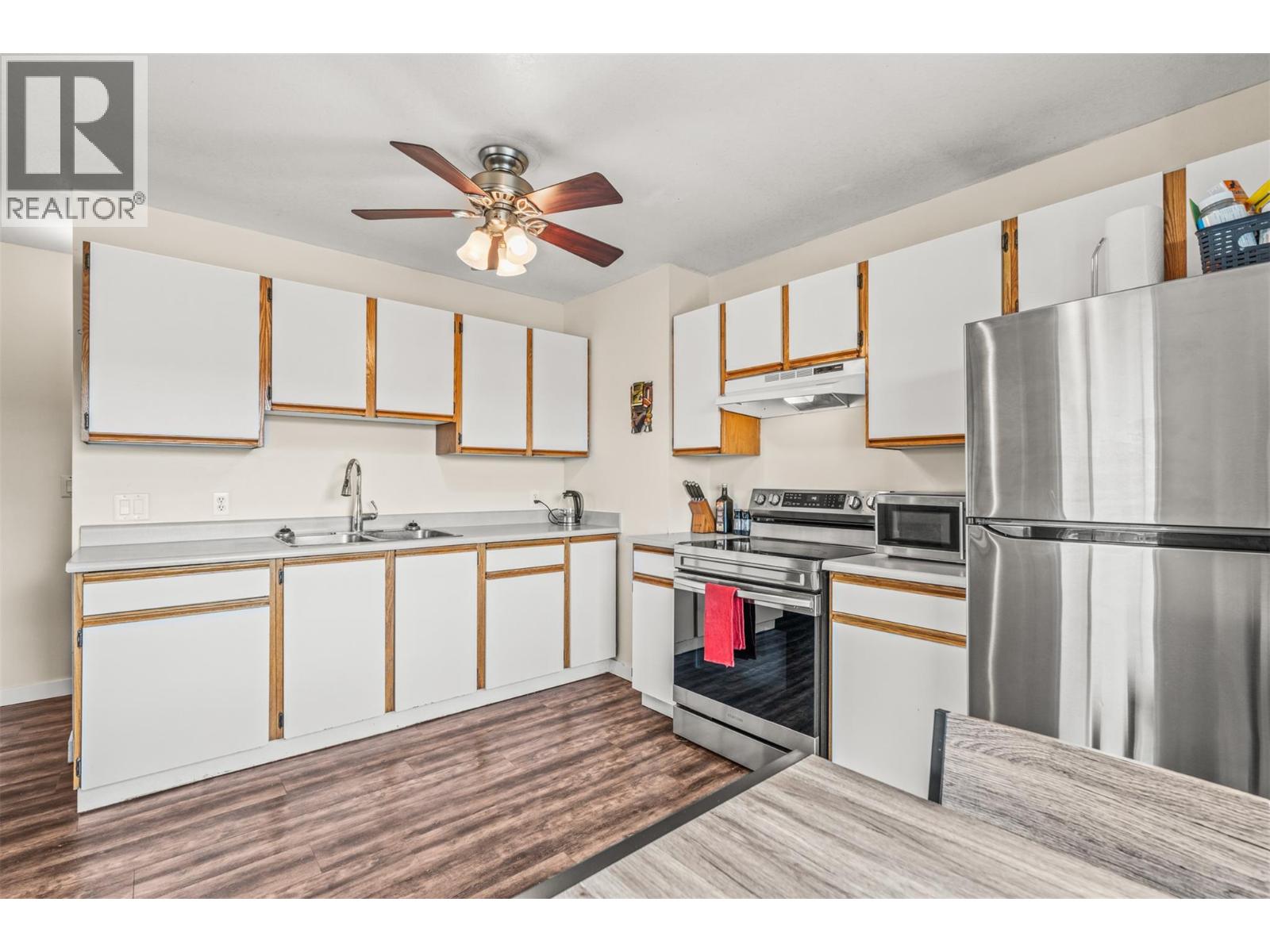 1041 Middleton Way Unit# 204, Vernon, British Columbia  V1B 2N3 - Photo 12 - 10398336
