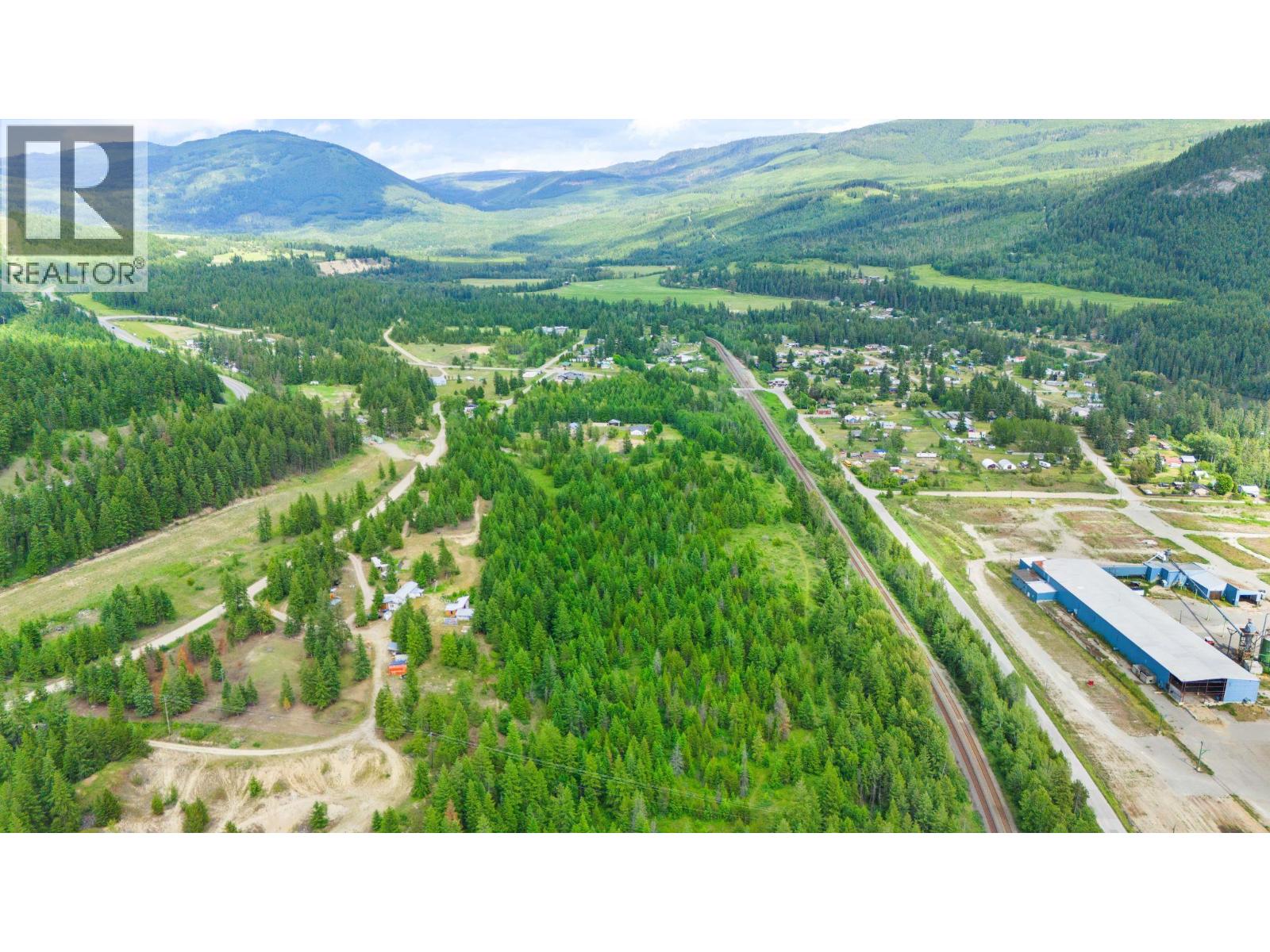 3056 Harmon Road, Vavenby, British Columbia  V0E 3A0 - Photo 50 - 10398324