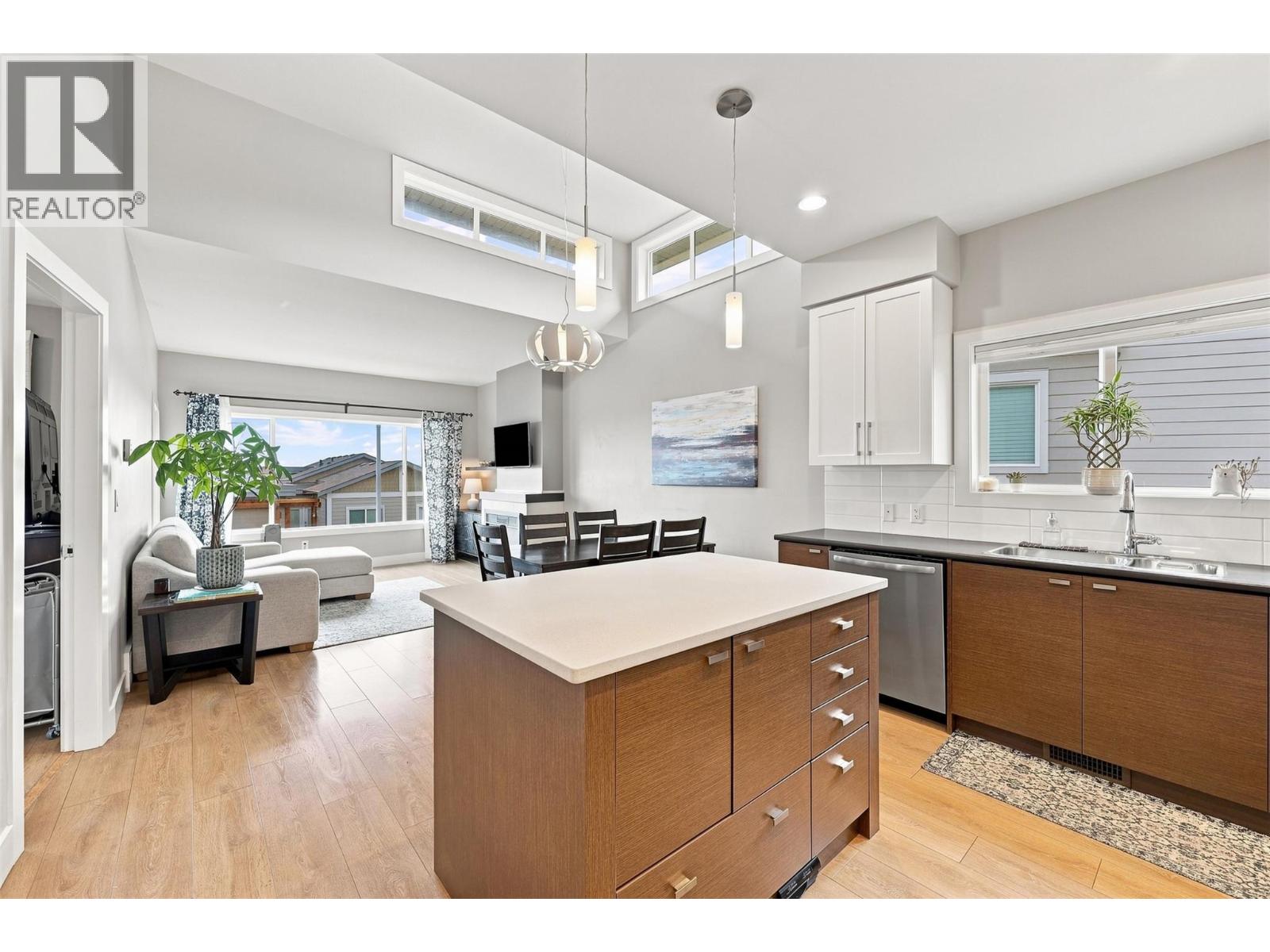 2200 Linfield Drive Unit# 32, Kamloops, British Columbia  V1S 0C5 - Photo 6 - 10398185