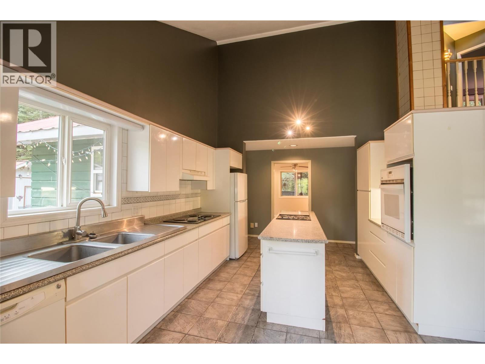 9395 Sunset Road, Joe Rich, British Columbia  V1X 4K5 - Photo 51 - 10398087