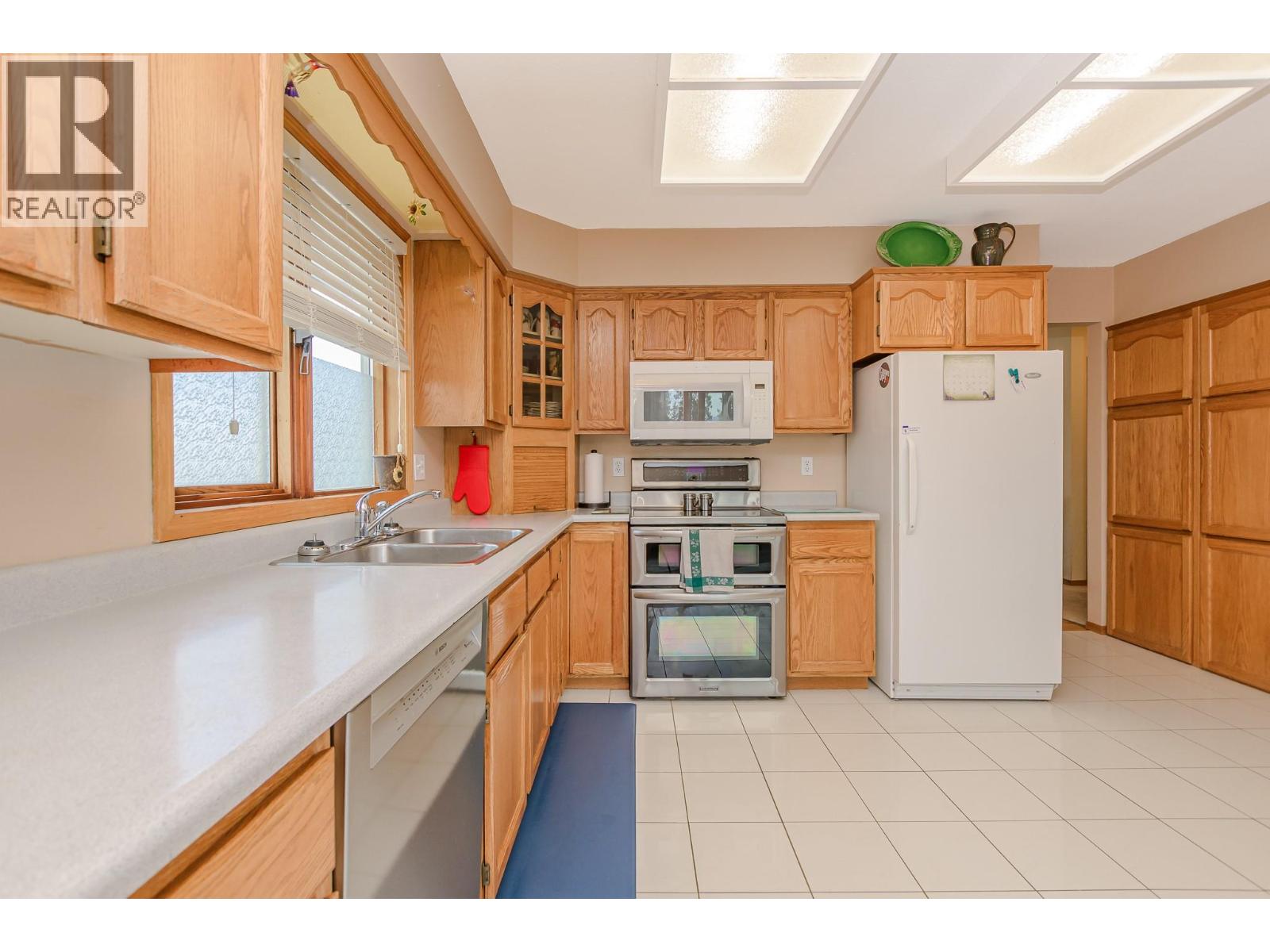 116 Larsen Avenue, Enderby, British Columbia  V0E 1V2 - Photo 8 - 10398241