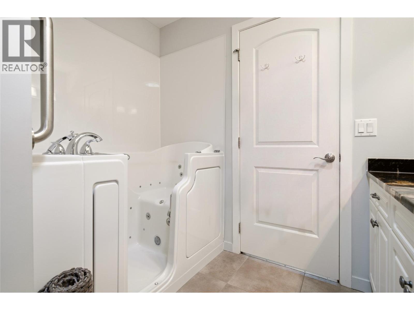 2365 Stillingfleet Road Unit# 58, Kelowna, British Columbia  V1W 4X5 - Photo 19 - 10398322