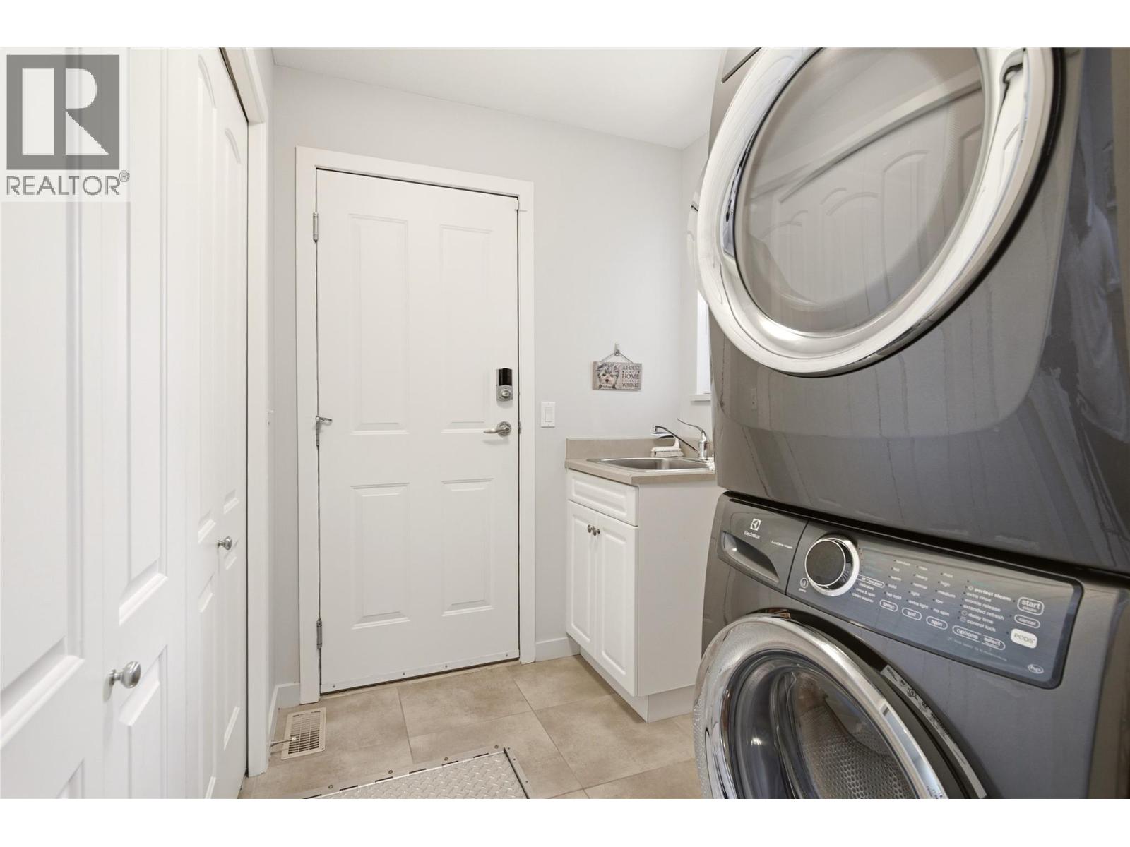 2365 Stillingfleet Road Unit# 58, Kelowna, British Columbia  V1W 4X5 - Photo 39 - 10398322