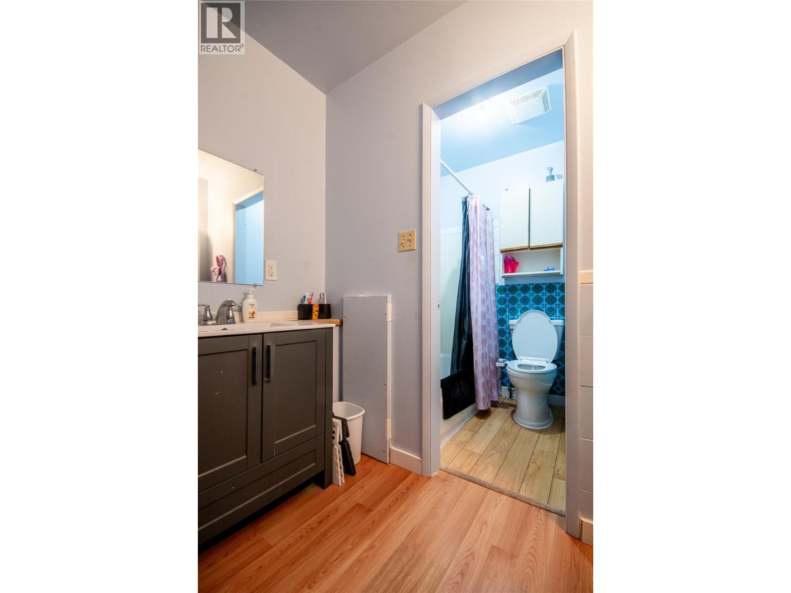 1118 Erickson Street, Creston, British Columbia  V0B 1G0 - Photo 11 - 10398134