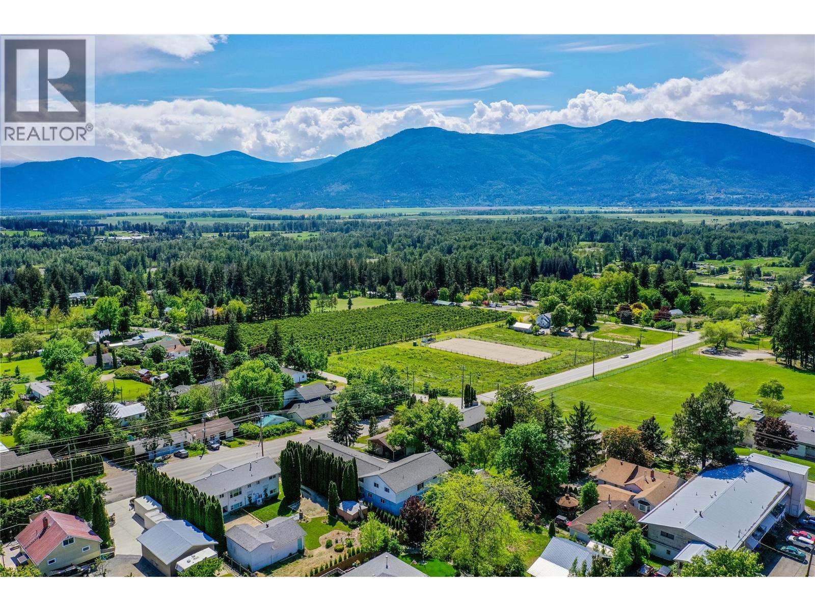 1118 Erickson Street, Creston, British Columbia  V0B 1G0 - Photo 59 - 10398134