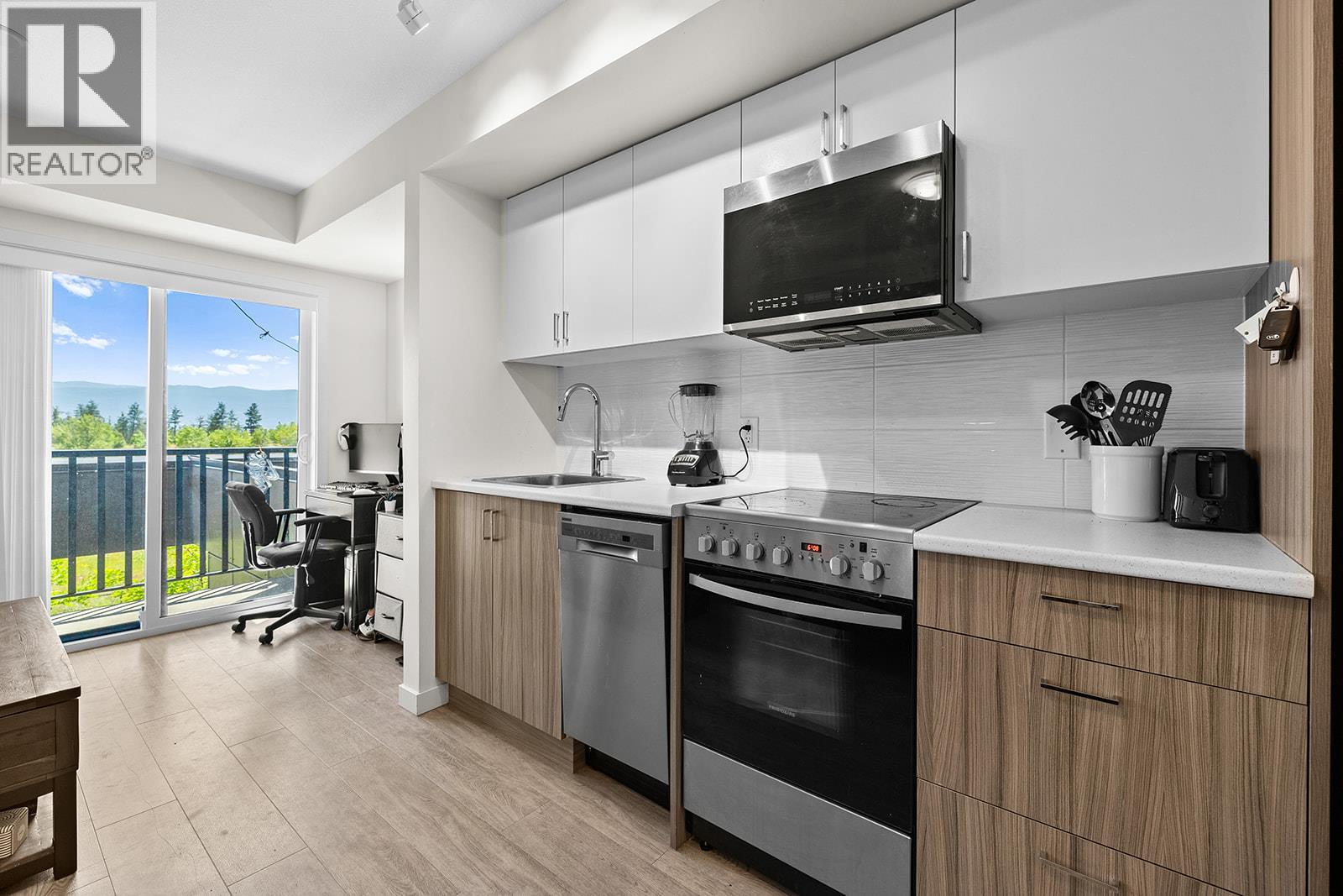 625 Academy Way Unit# 203, Kelowna, British Columbia  V1V 0E3 - Photo 7 - 10398124