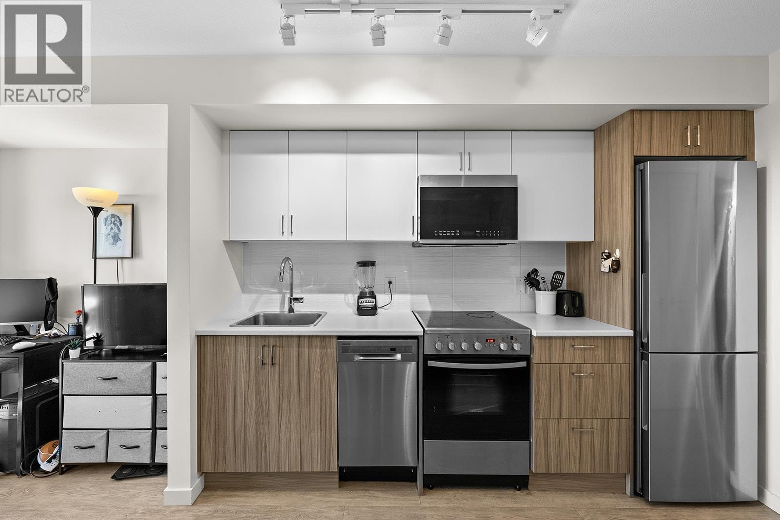 625 Academy Way Unit# 203, Kelowna, British Columbia  V1V 0E3 - Photo 8 - 10398124