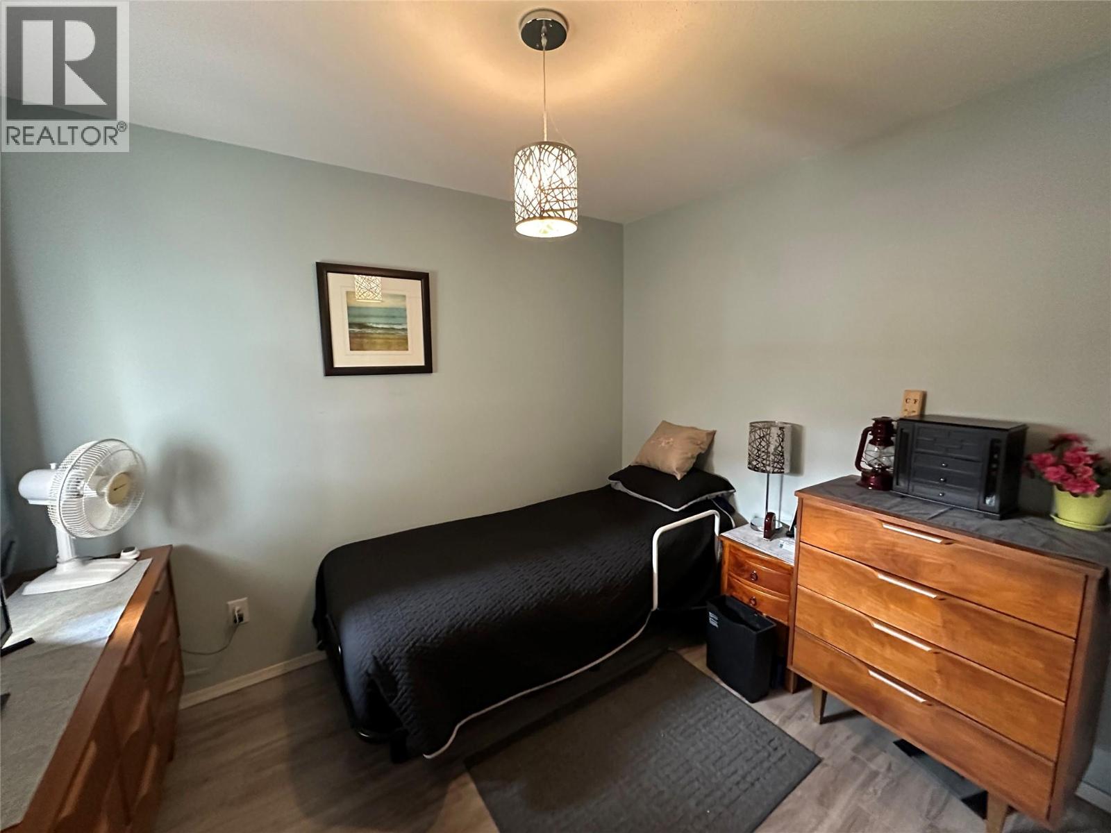 7186 Wright Way, Trail, British Columbia  V1R 4X6 - Photo 12 - 10398372