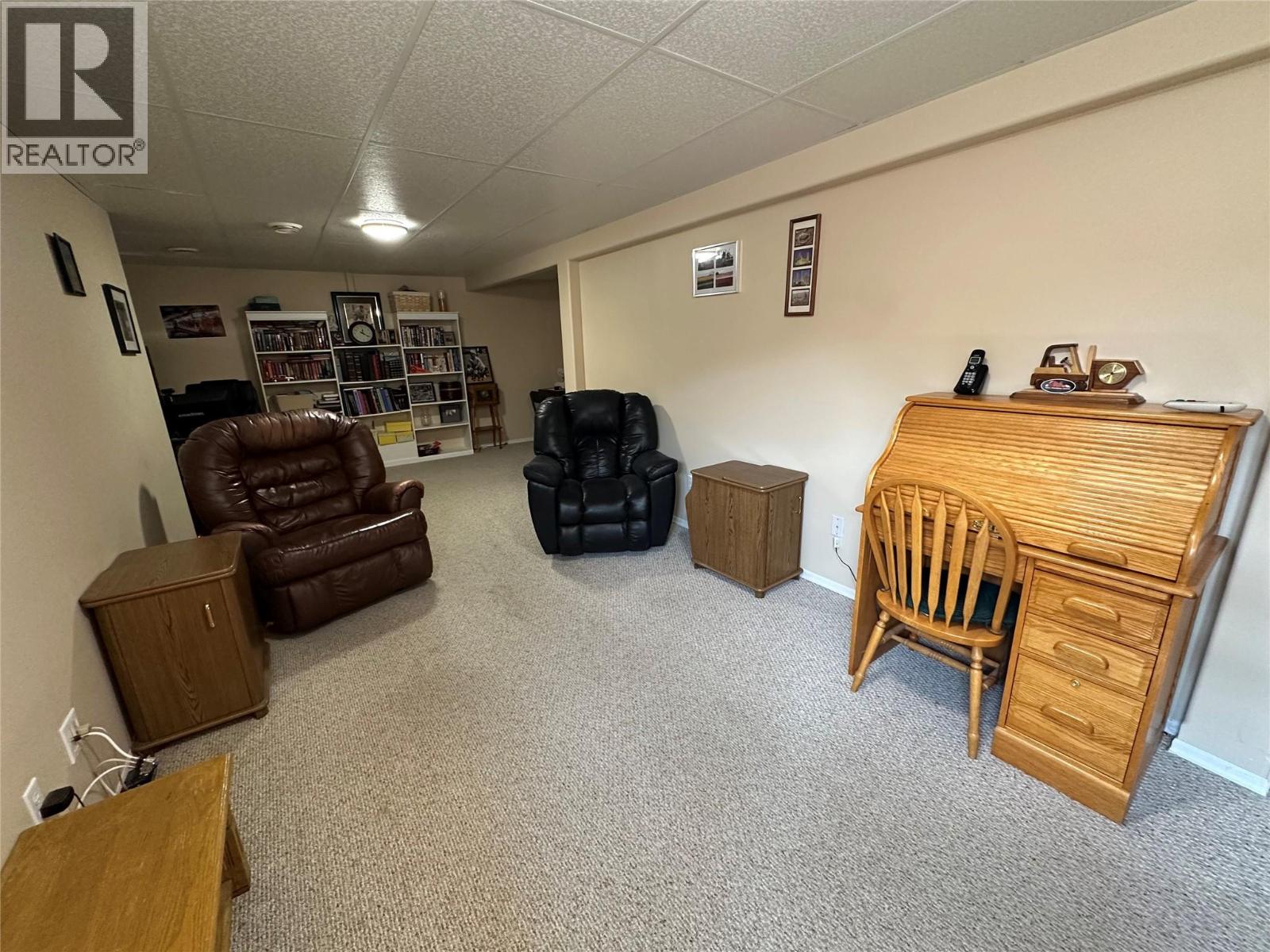 7186 Wright Way, Trail, British Columbia  V1R 4X6 - Photo 14 - 10398372
