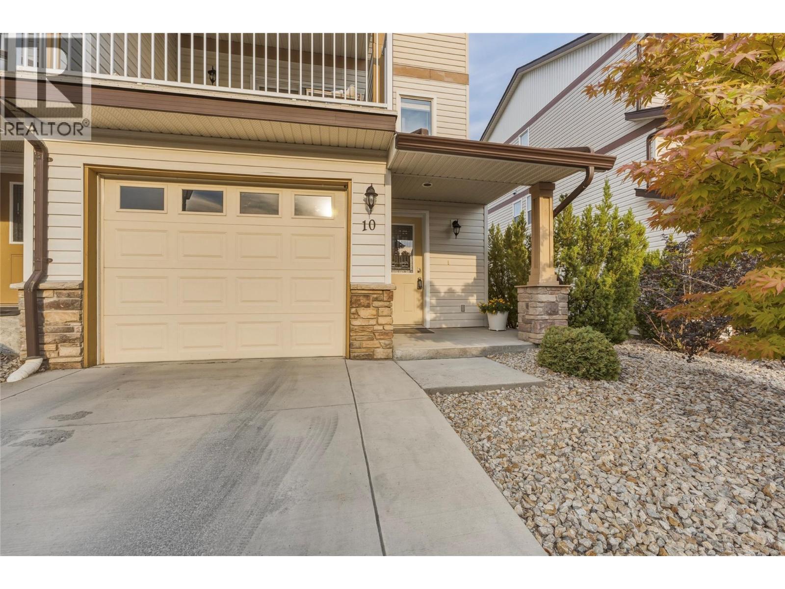 5901 Heritage Drive Unit# 10, Vernon, British Columbia  V1H 1Z5 - Photo 2 - 10398316