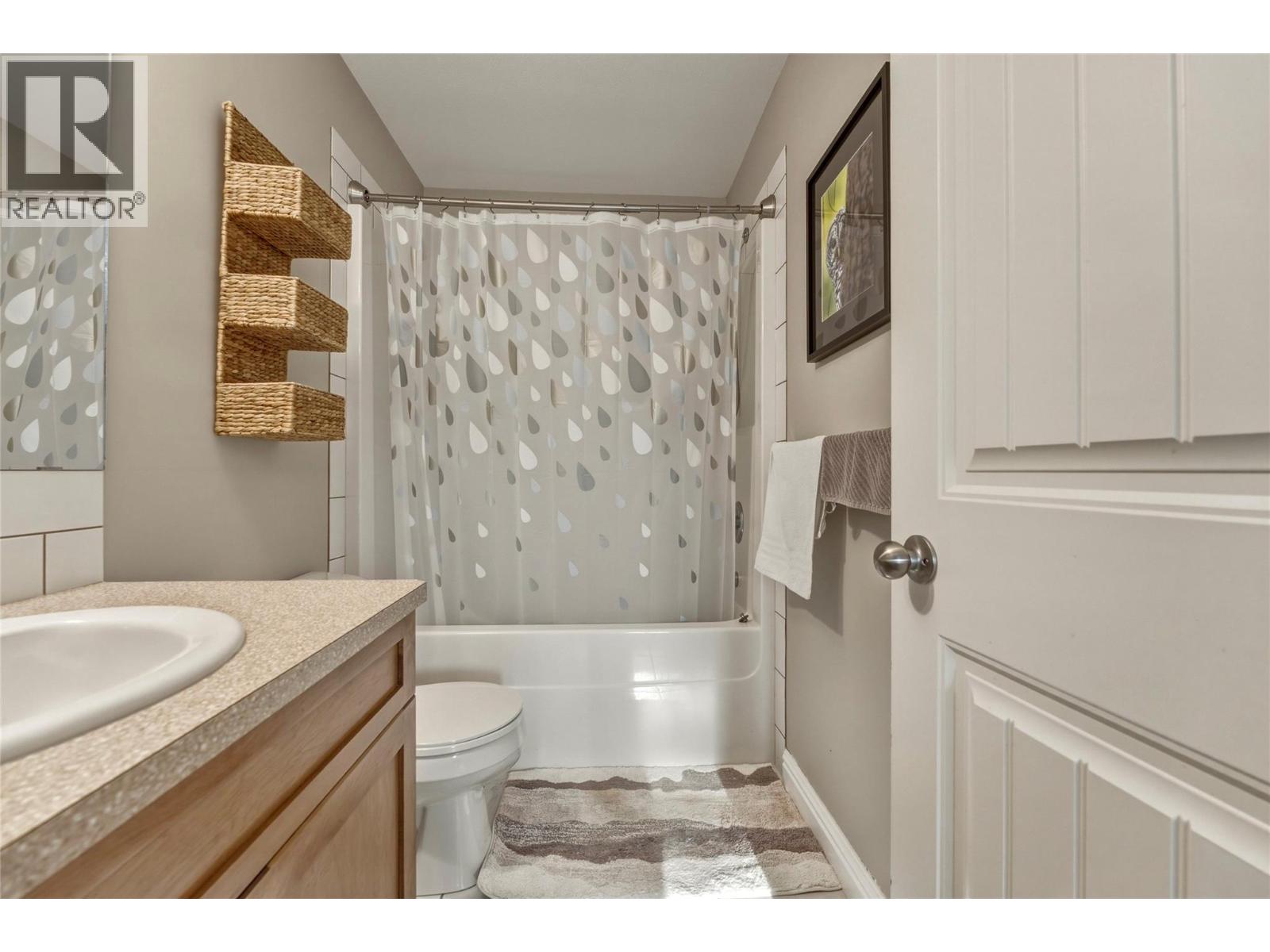 5901 Heritage Drive Unit# 10, Vernon, British Columbia  V1H 1Z5 - Photo 39 - 10398316