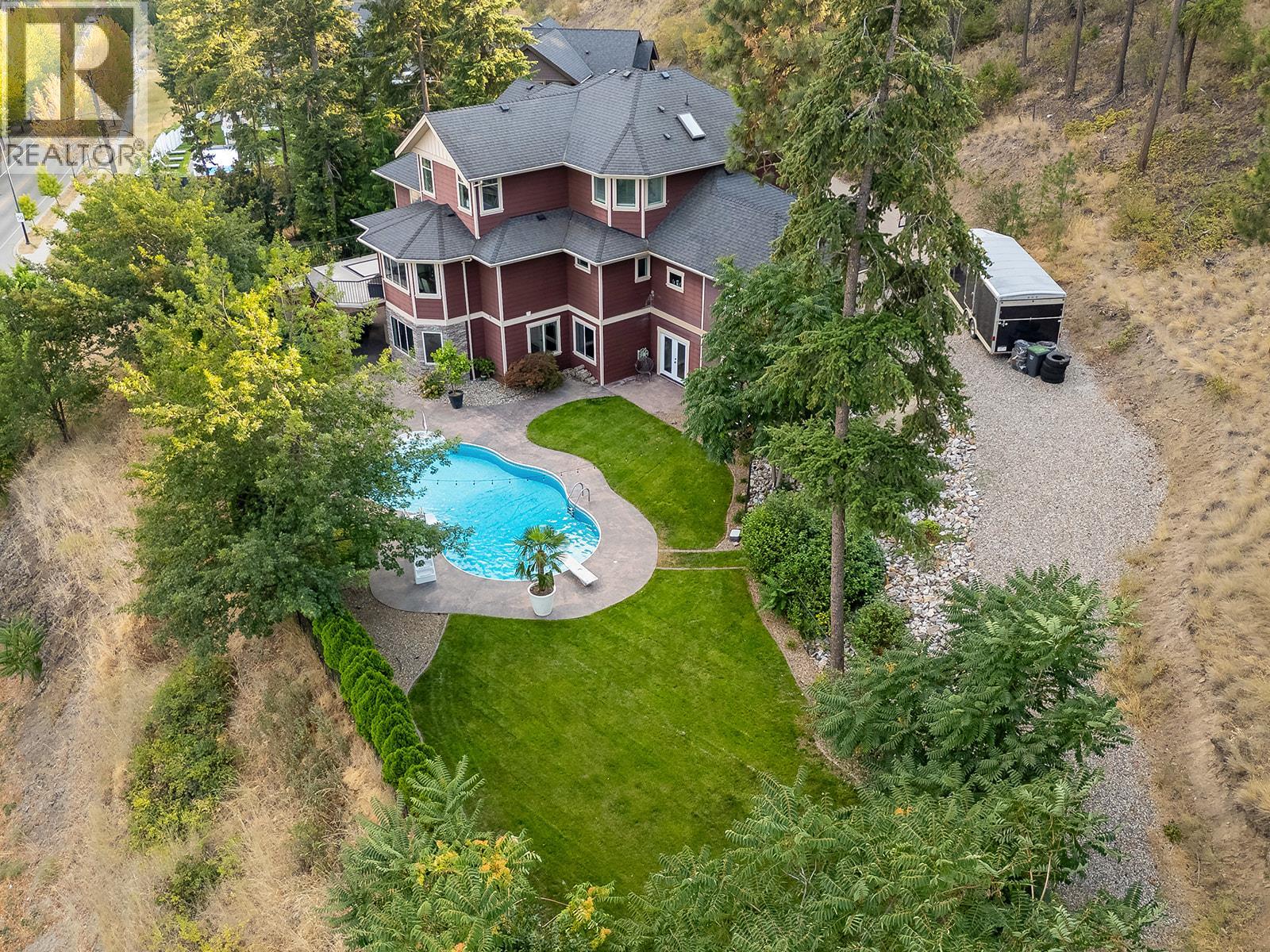 421 Tucker Court, Kelowna, British Columbia  V1V 2S9 - Photo 2 - 10398282