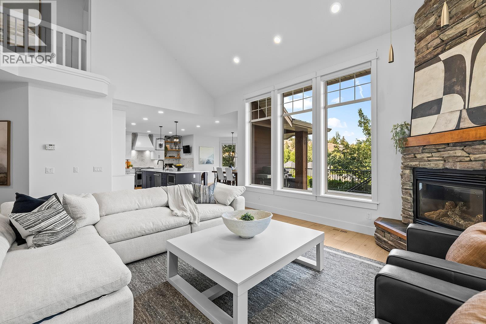 421 Tucker Court, Kelowna, British Columbia  V1V 2S9 - Photo 7 - 10398282