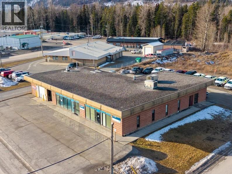 603 Pine Avenue, Sparwood, British Columbia  V0B 2G0 - Photo 1 - 10398371