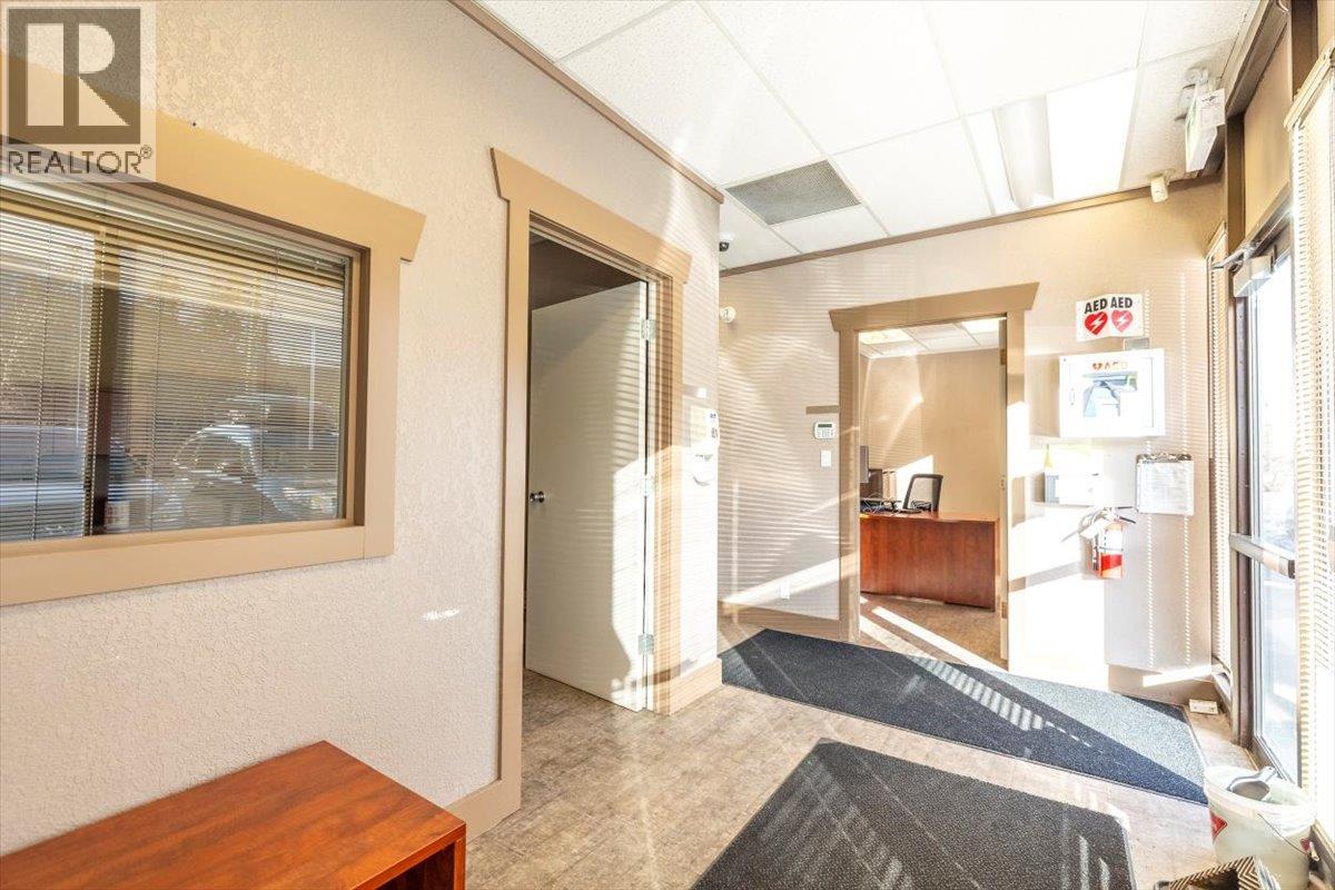 603 Pine Avenue, Sparwood, British Columbia  V0B 2G0 - Photo 4 - 10398371
