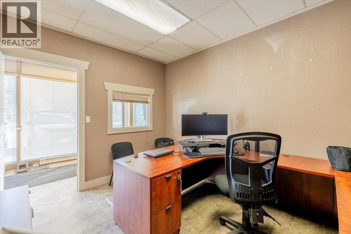 603 Pine Avenue, Sparwood, British Columbia  V0B 2G0 - Photo 6 - 10398371