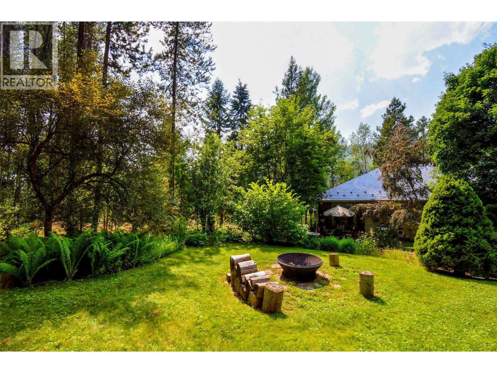 610 Strathmore Avenue, Greenwood, British Columbia  V0H 1J0 - Photo 14 - 10398163