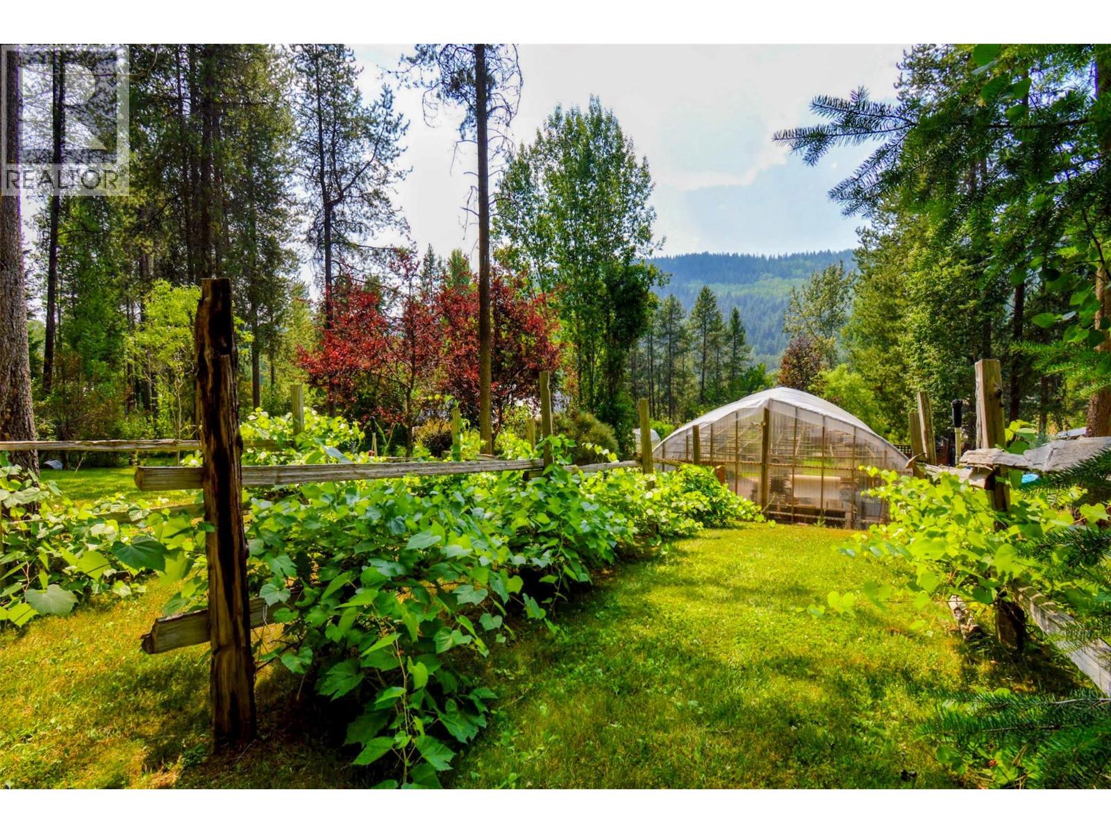 610 Strathmore Avenue, Greenwood, British Columbia  V0H 1J0 - Photo 17 - 10398163