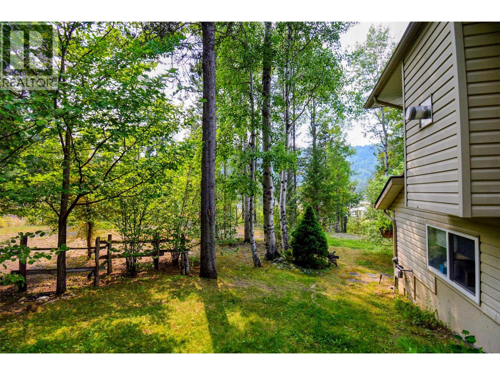 610 Strathmore Avenue, Greenwood, British Columbia  V0H 1J0 - Photo 62 - 10398163