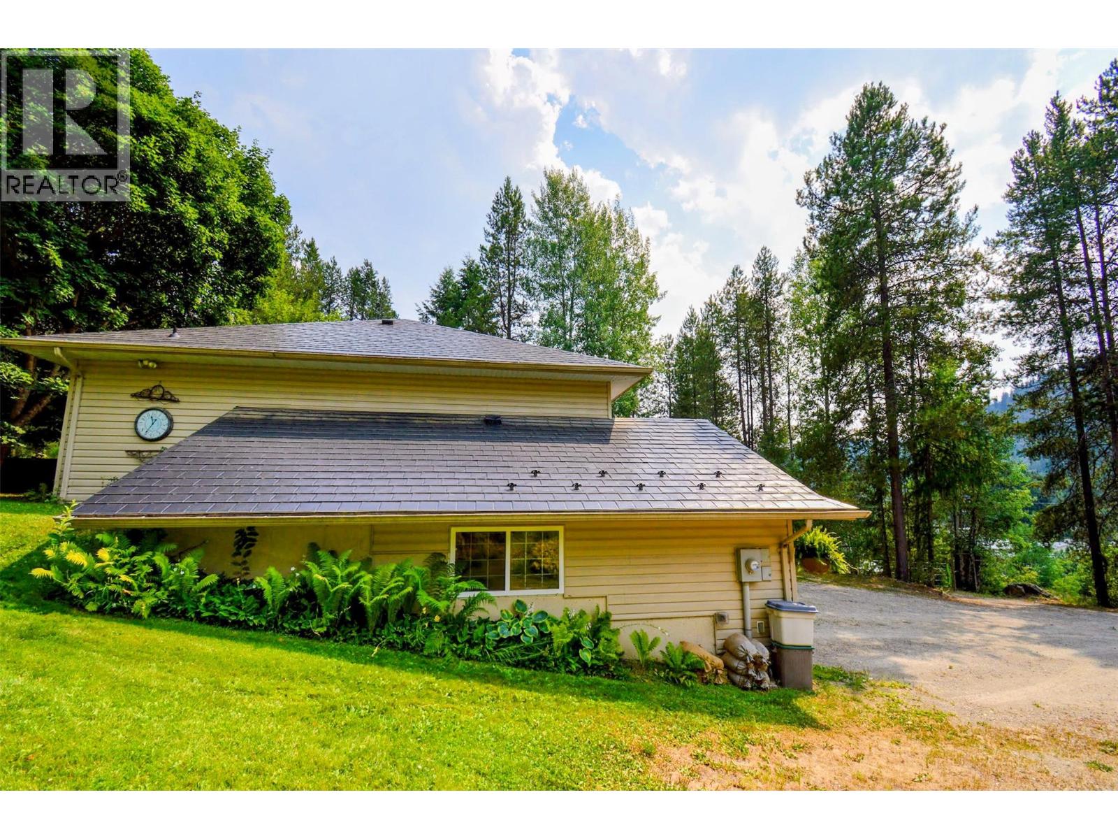 610 Strathmore Avenue, Greenwood, British Columbia  V0H 1J0 - Photo 7 - 10398163