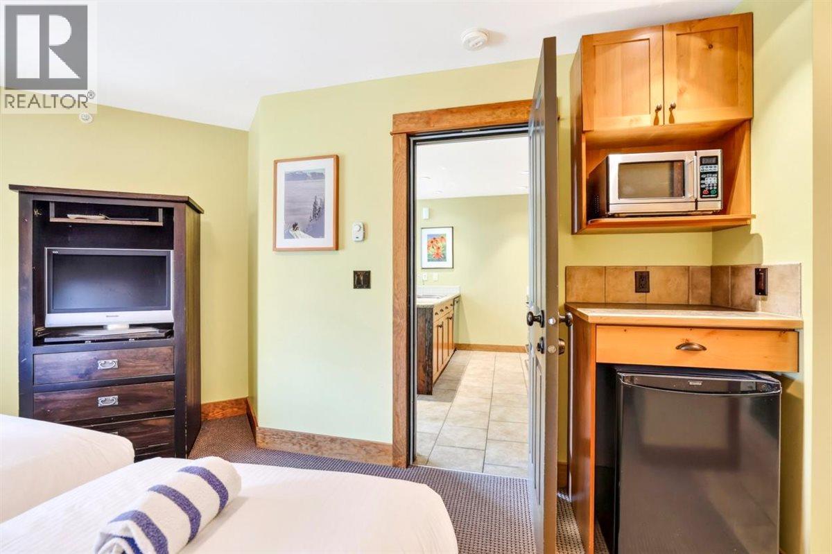 4559 Timberline Crescent Unit# 640a, Fernie, British Columbia  V0B 1M6 - Photo 35 - 10398314