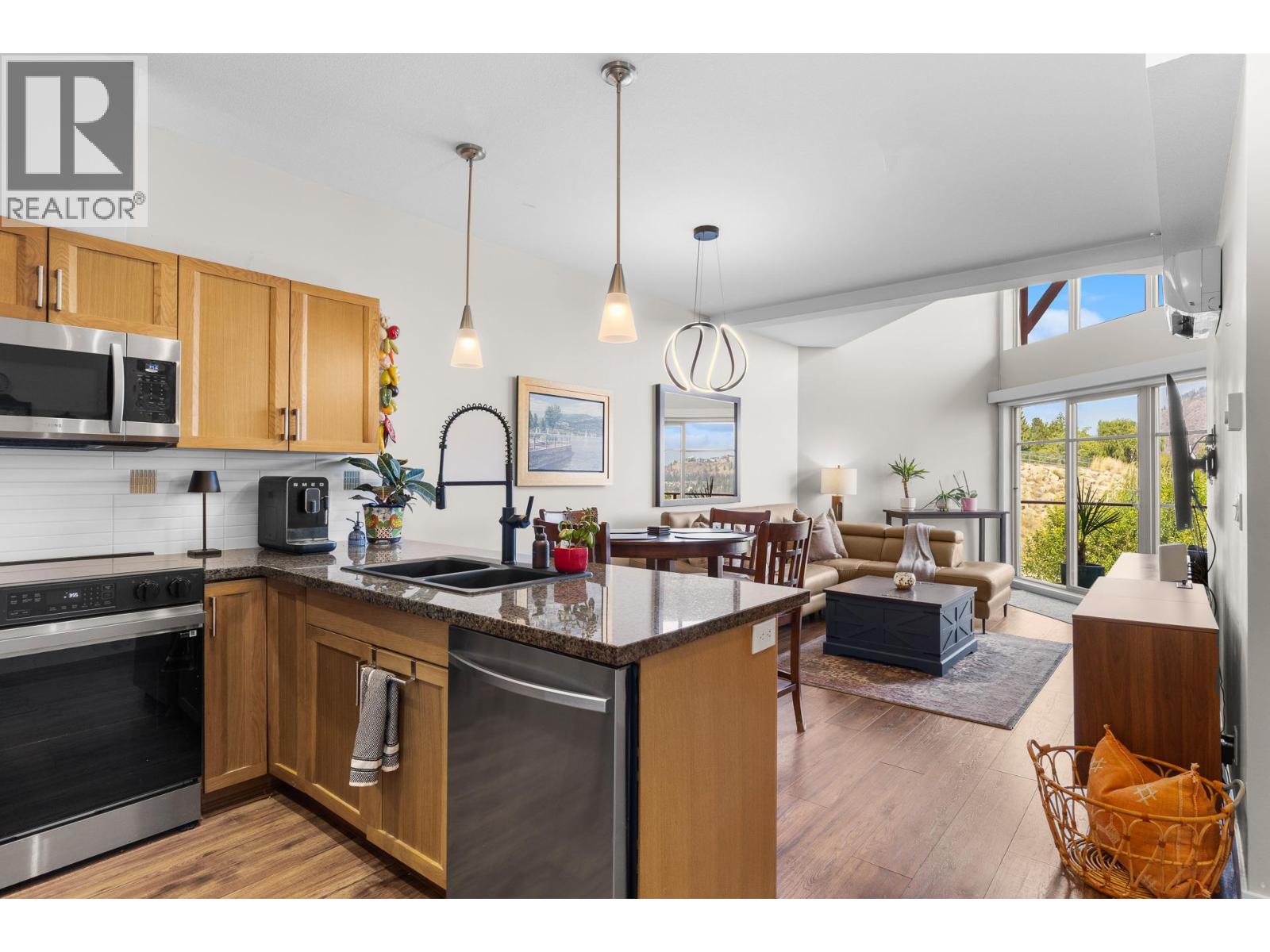 3211 Skyview Lane Unit# 406, West Kelowna, British Columbia  V4T 3J3 - Photo 6 - 10398091