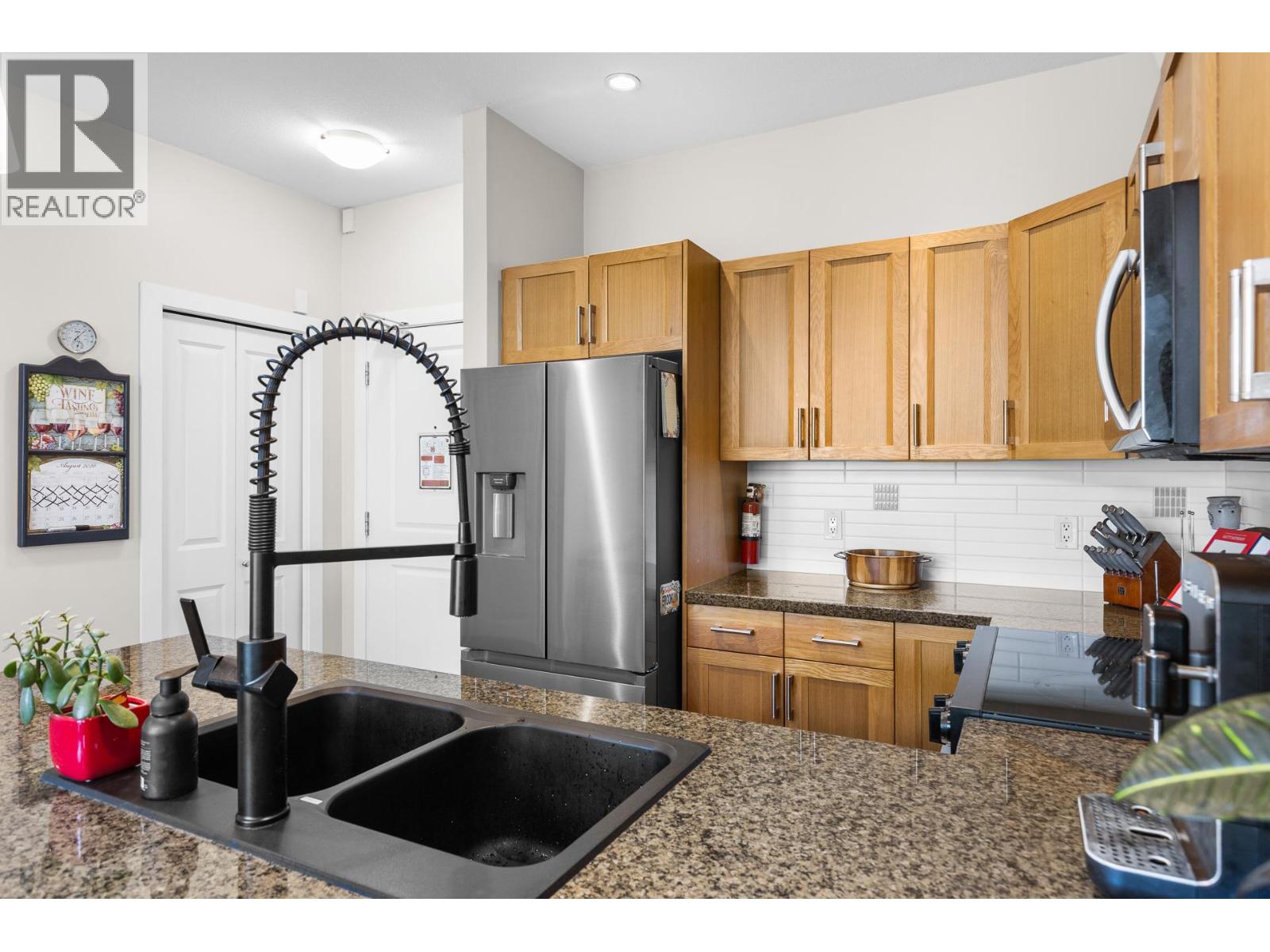 3211 Skyview Lane Unit# 406, West Kelowna, British Columbia  V4T 3J3 - Photo 9 - 10398091