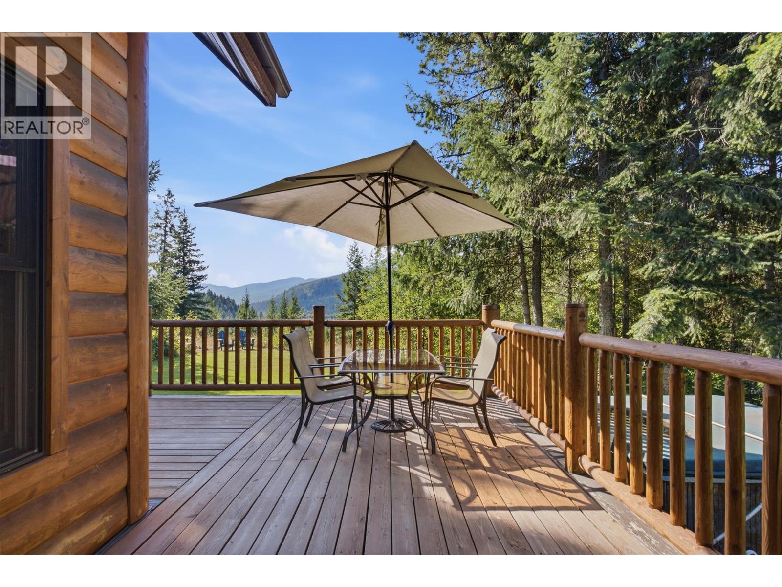 580 Park Drive, Clearwater, British Columbia  V0E 1N1 - Photo 3 - 10398026