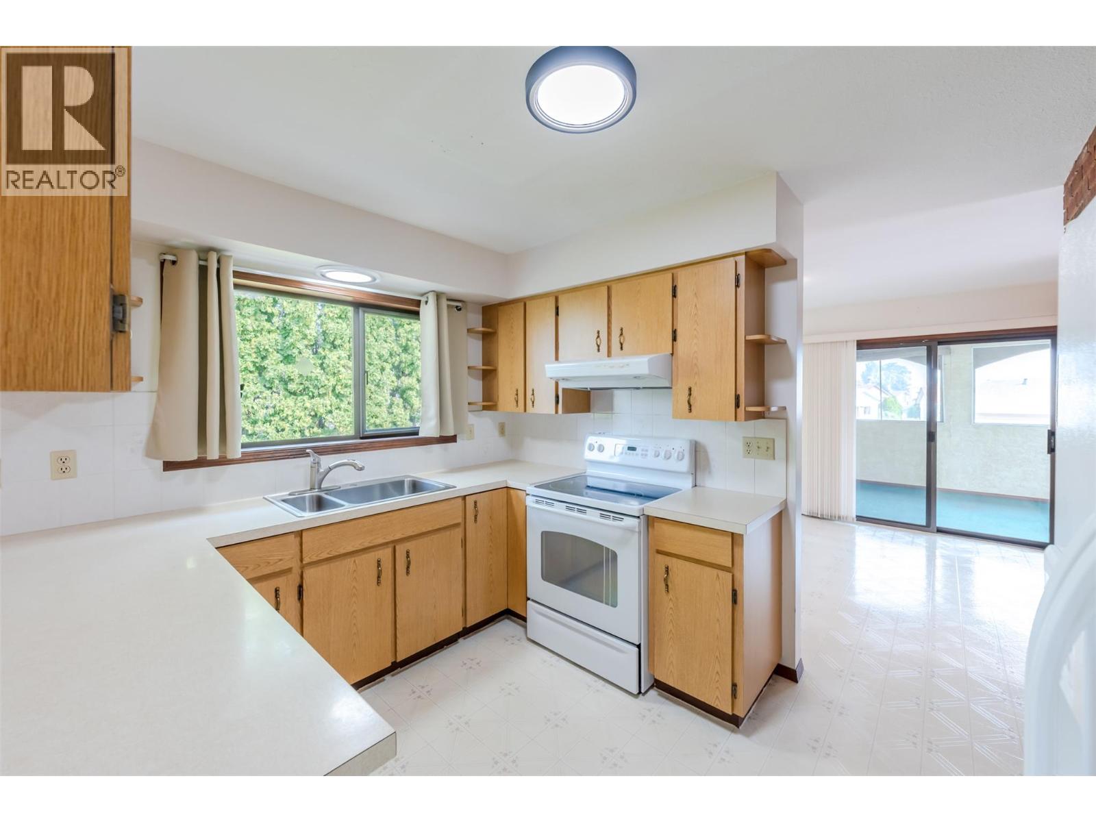 14 Bartlett Place, Osoyoos, British Columbia  V0H 1V2 - Photo 15 - 10397994