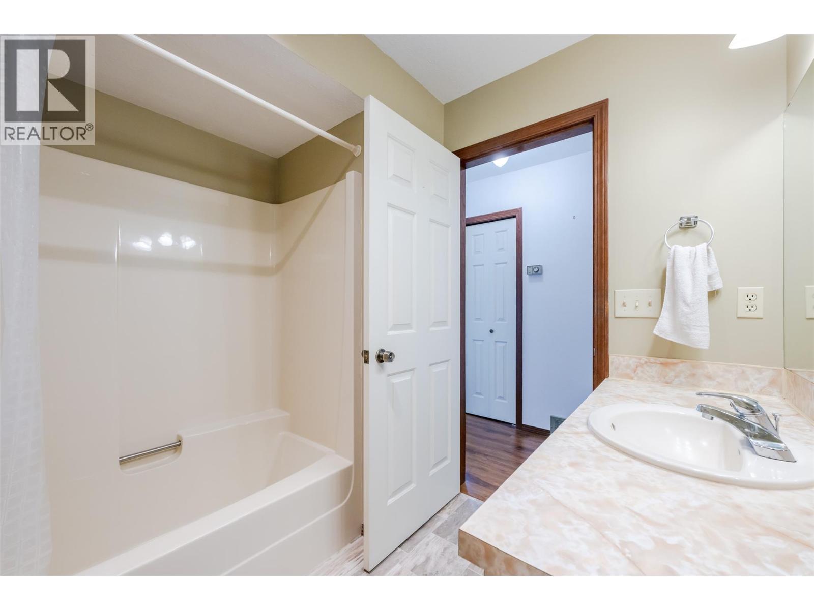 14 Bartlett Place, Osoyoos, British Columbia  V0H 1V2 - Photo 20 - 10397994