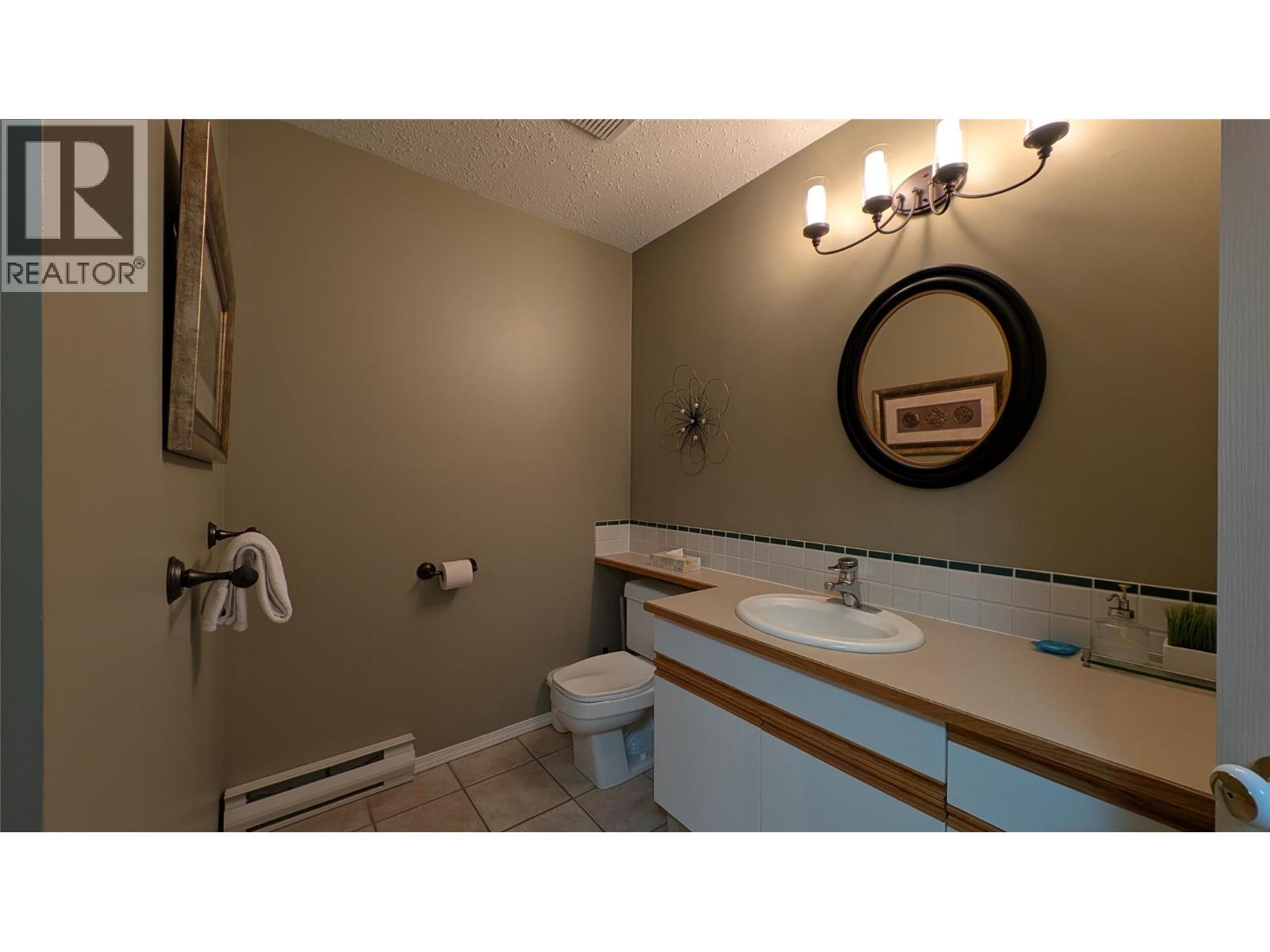 5155 Fairway Drive Unit# 703, Fairmont Hot Springs, British Columbia  V0B 1L1 - Photo 11 - 10398103
