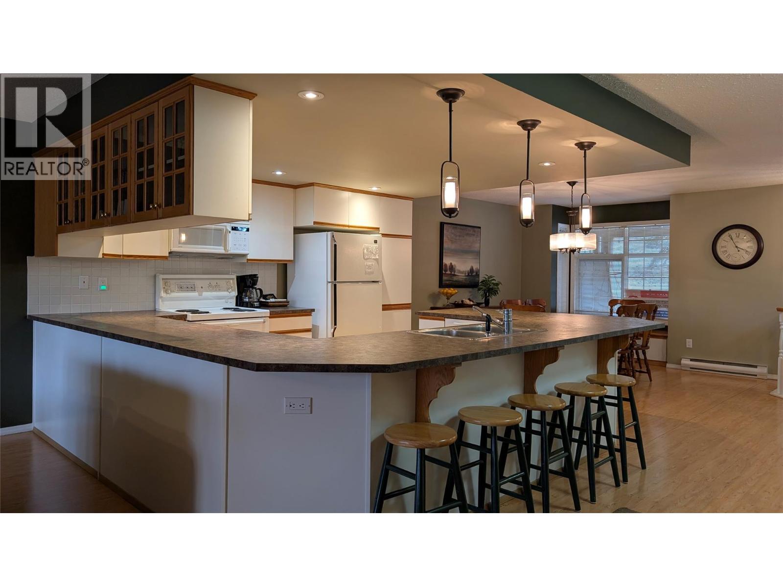 5155 Fairway Drive Unit# 703, Fairmont Hot Springs, British Columbia  V0B 1L1 - Photo 8 - 10398103