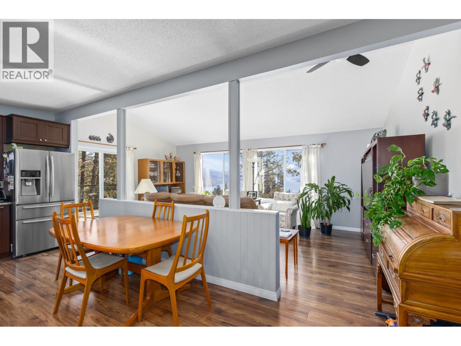 6333 Forest Hill Drive, Peachland, British Columbia  V0H 1X8 - Photo 8 - 10397508
