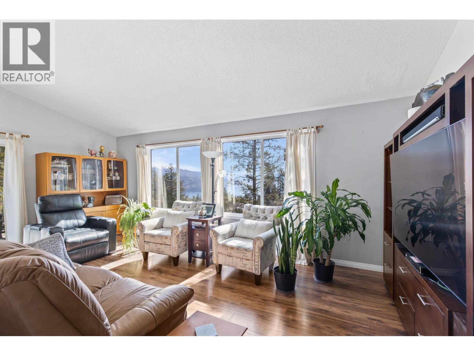 6333 Forest Hill Drive, Peachland, British Columbia  V0H 1X8 - Photo 9 - 10397508