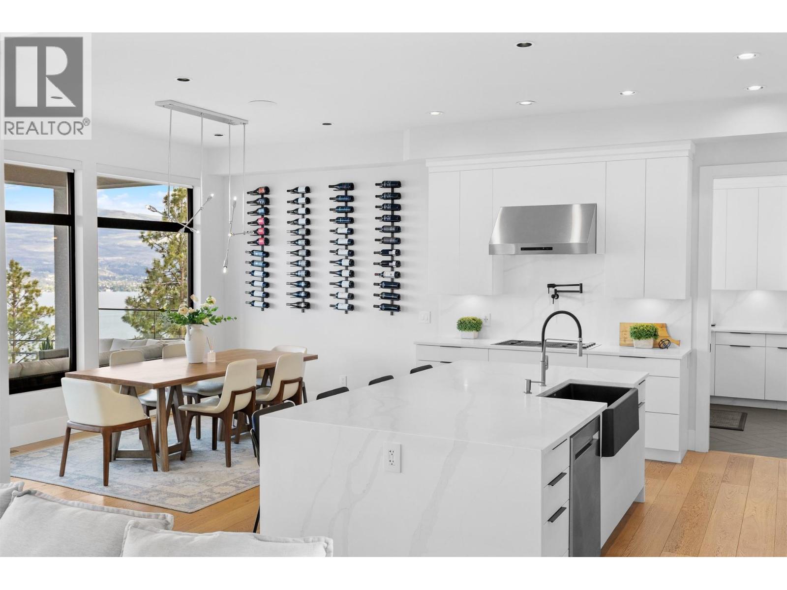 695 Lake Court, West Kelowna, British Columbia  V1Z 0A3 - Photo 16 - 10397731