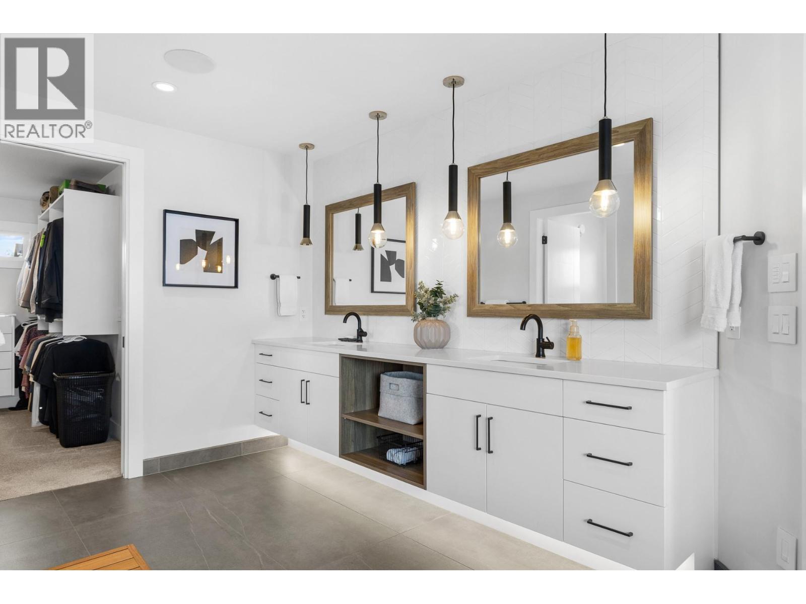 695 Lake Court, West Kelowna, British Columbia  V1Z 0A3 - Photo 46 - 10397731