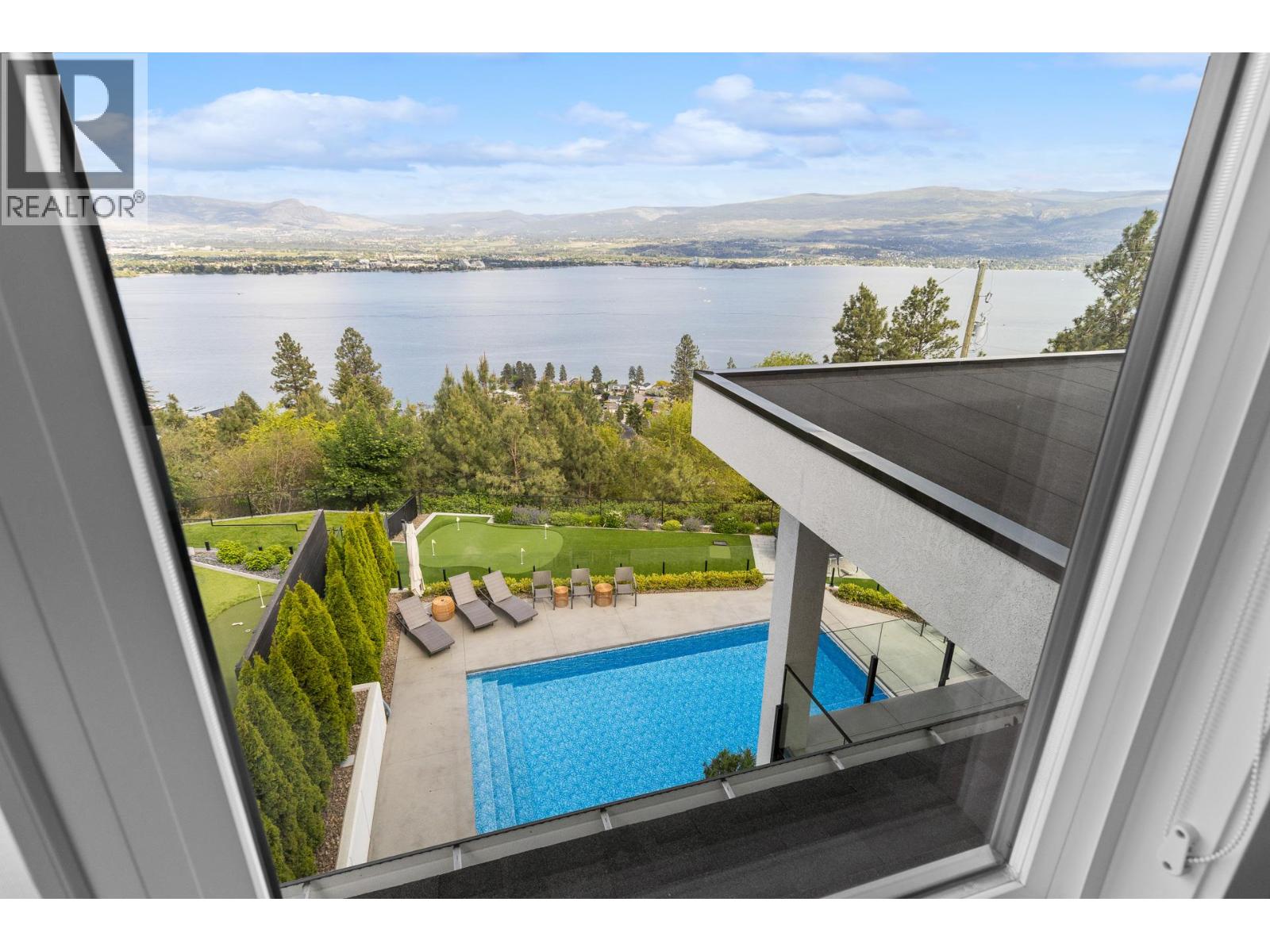 695 Lake Court, West Kelowna, British Columbia  V1Z 0A3 - Photo 60 - 10397731
