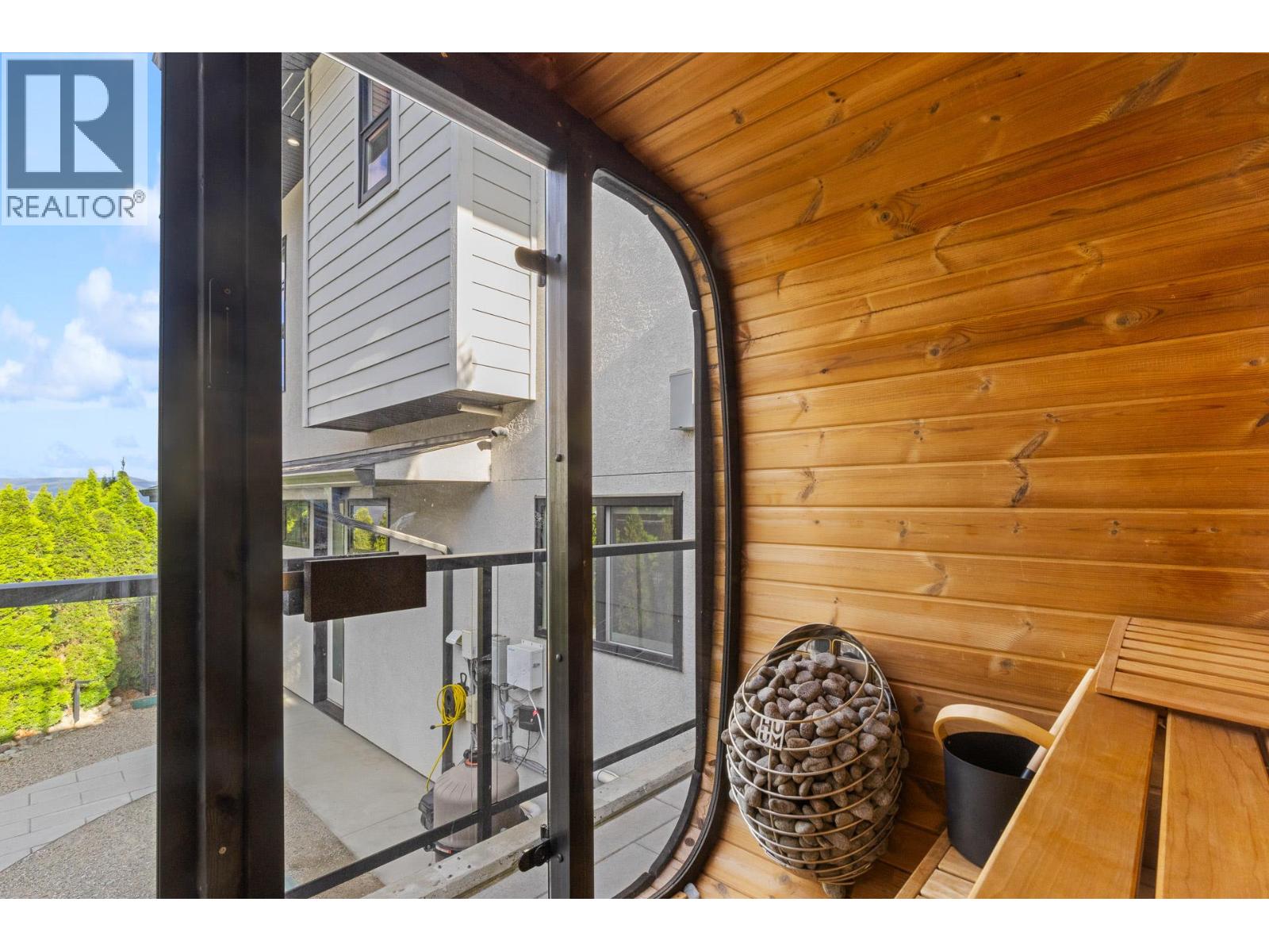 695 Lake Court, West Kelowna, British Columbia  V1Z 0A3 - Photo 71 - 10397731
